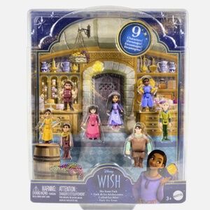 New in Box Disney Wish The Teens Pack 9 Mini Posable Character Figures 2.5"